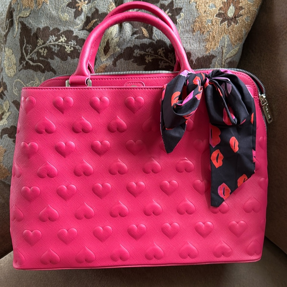 Betsey Johnson Heart Embossed Satchal with crossbody strap NWOT